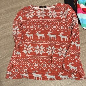 L&B Red and White Patterned Knit Top